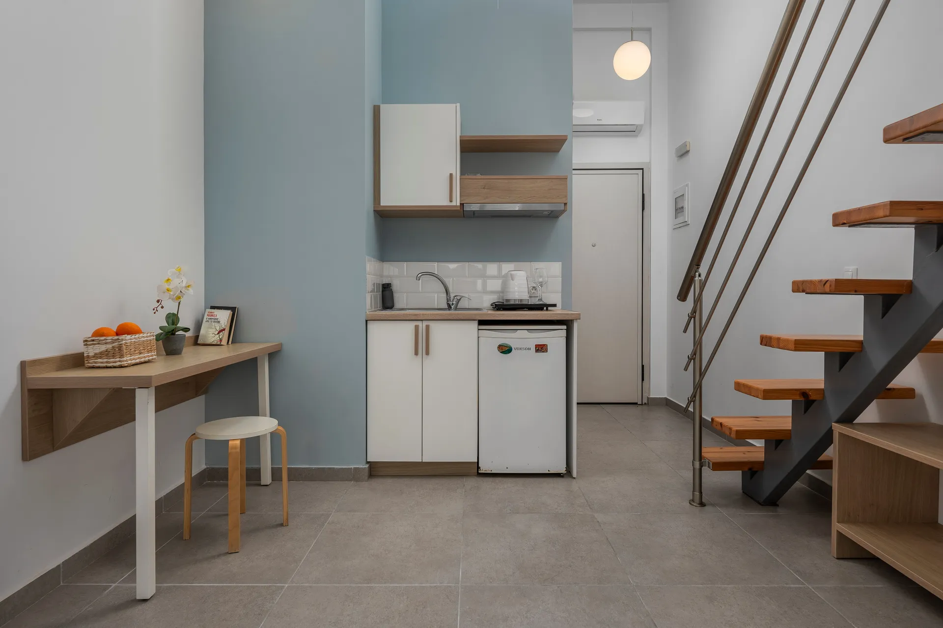 Tiara Holidays - Cavo Blue Coastal Living - Duplex Suite Sea View - kitchen